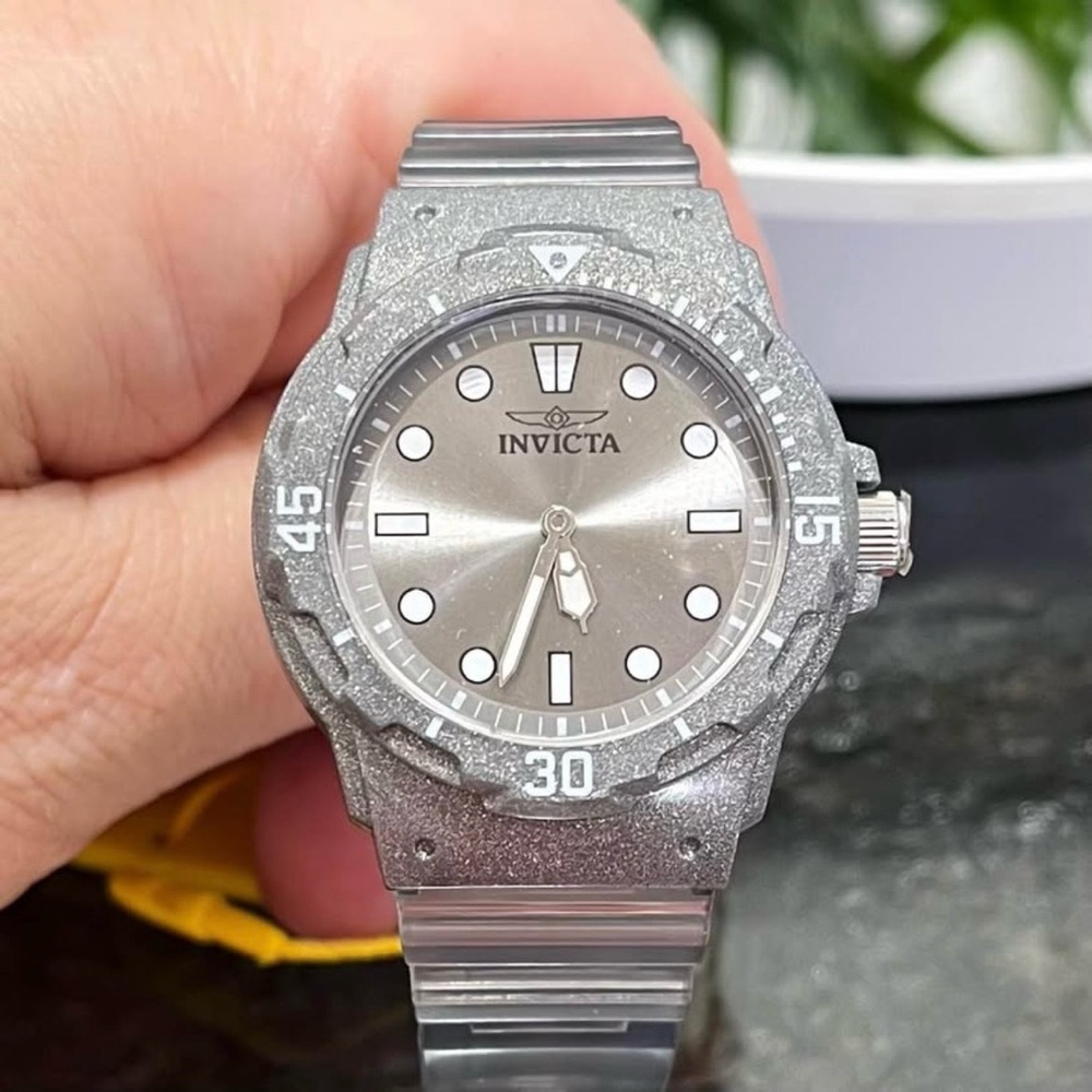 NEW Invicta Celestial Cloud
Women's 35mm Watch In Grey